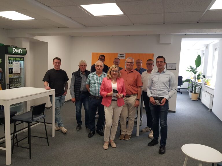 Freie Wählergemeinschaft informiert sich – Coworkingspace in Oelde